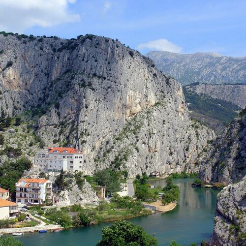 Hotel Villa Dvor Omiš ★★★ 4