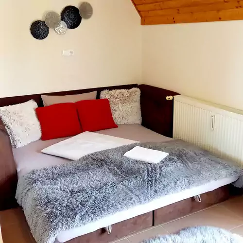 Kicsi Gesztenye Apartman Zalakaro 008 kép