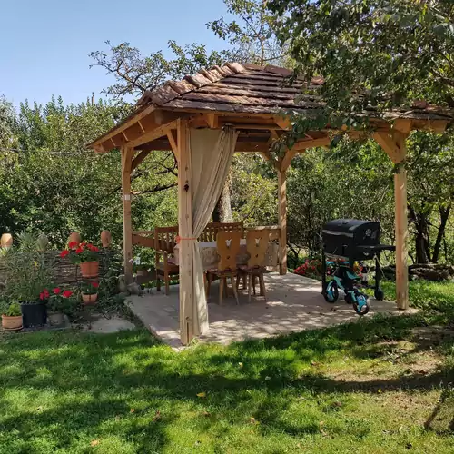 Bók Tanya és Vendégház Hidegkút 004 kép