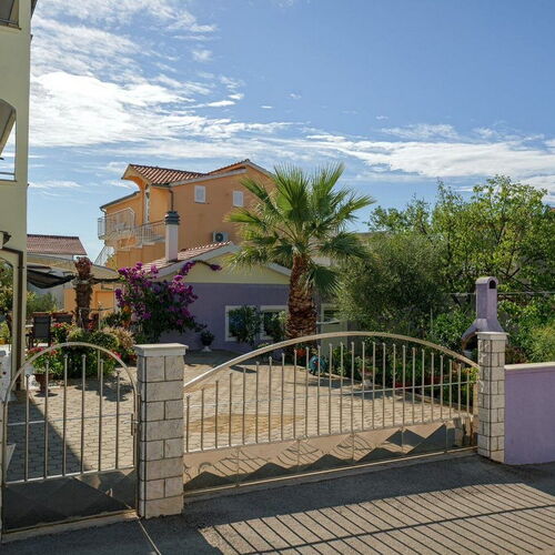 Apartments Milka Vodice II  2