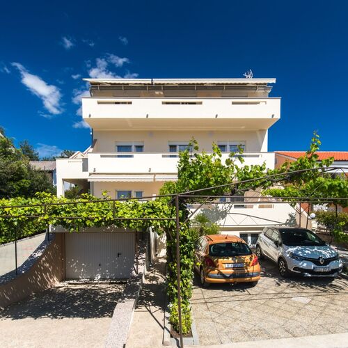 Apartmani Nikola Punat  2