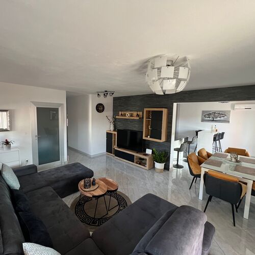 Apartmanok Családok Részére Medencével Klenovica, Novi Vinodolski - 18260 Klenovica