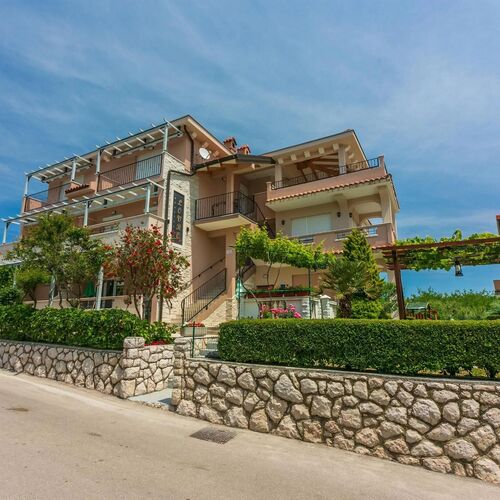 Apartmanok Parkolóhellyel Lopar, Rab - 18388 Lopar  3