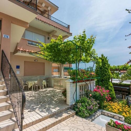 Apartmanok Parkolóhellyel Lopar Rab - 18388