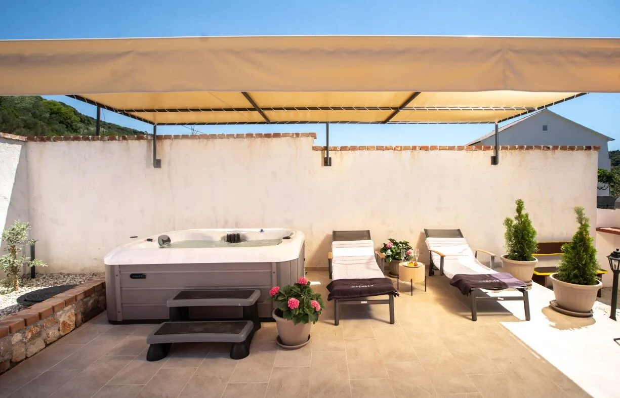 Holiday Home With Hot Tub Mundanije, Rab - 18889 Mundanije