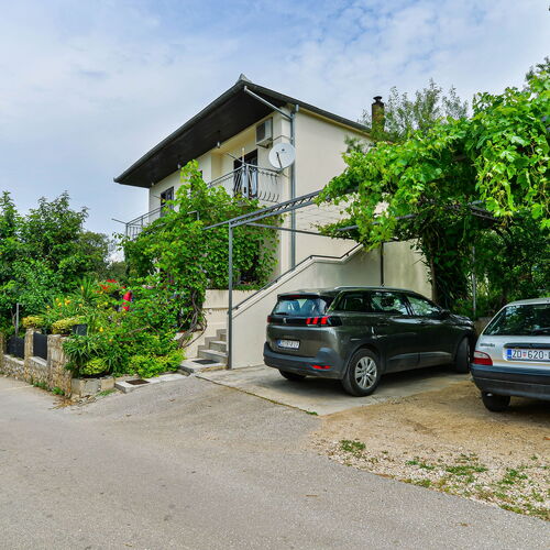 Apartmanok Parkolóhellyel Pakostane, Biograd - 18981 Pakoštane