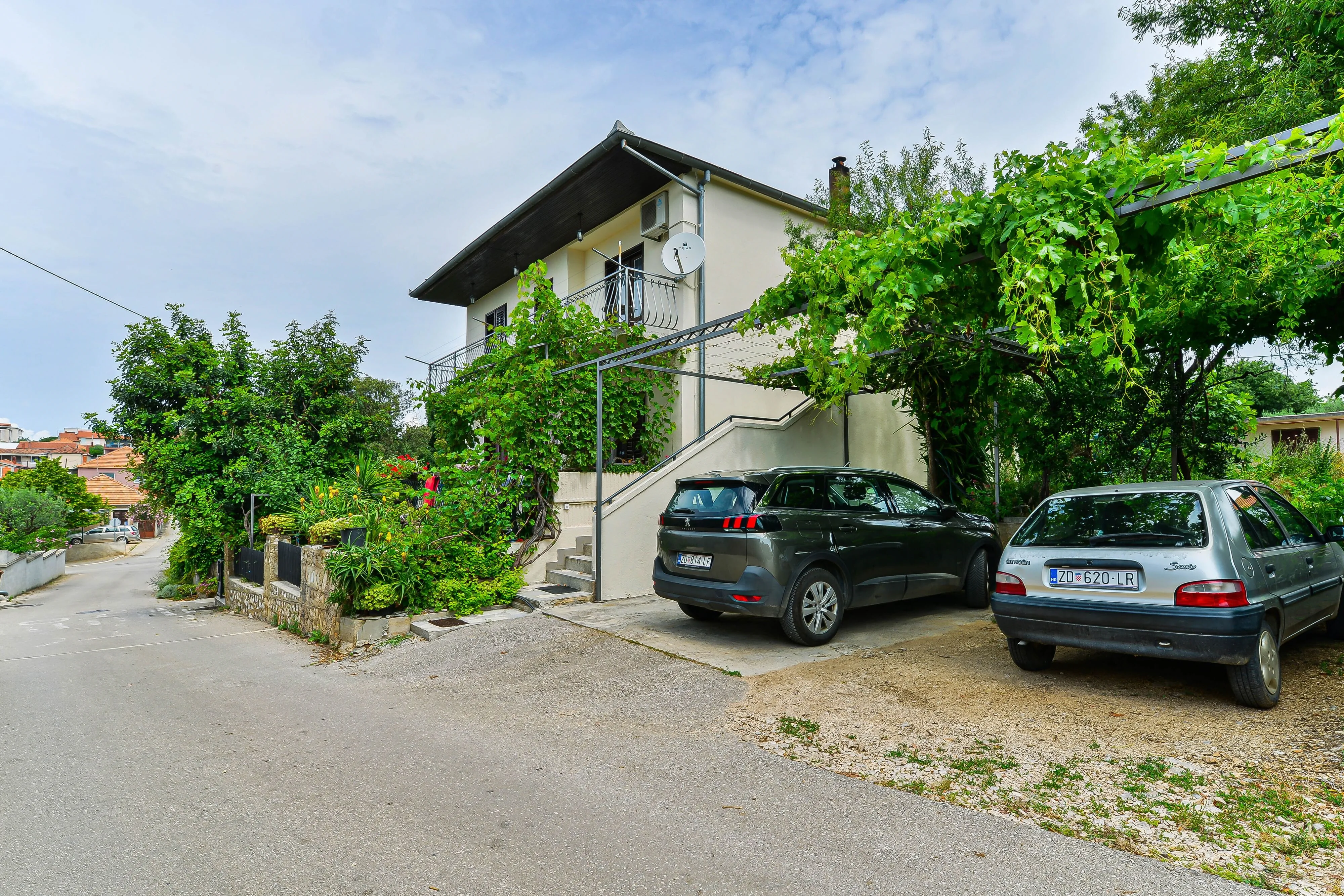 Apartments With Parking Space Pakoštane, Biograd - 18981 Pakoštane