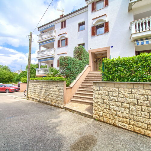 Apartmanok Parkolóhellyel Malinska, Krk - 19280 Malinska  2