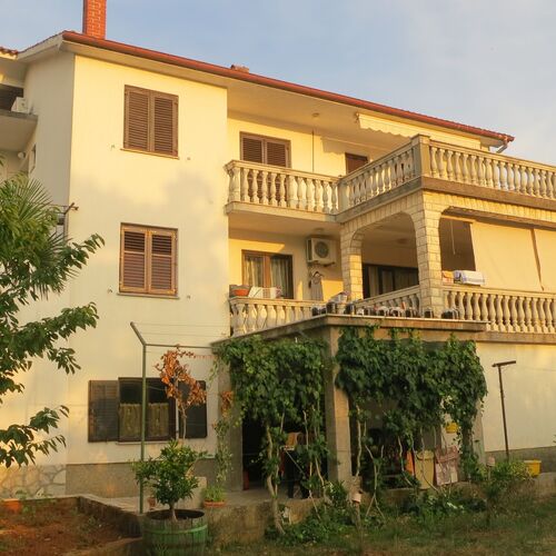 Apartmanok Parkolóhellyel Malinska, Krk - 19290 Malinska