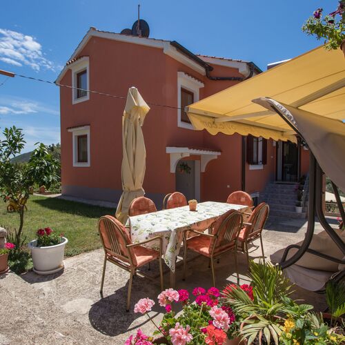 Apartments Nusret Ćunski  2