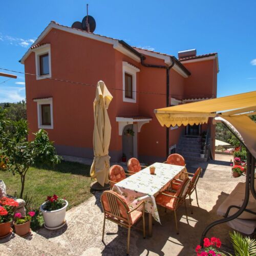 Apartments Nusret Ćunski