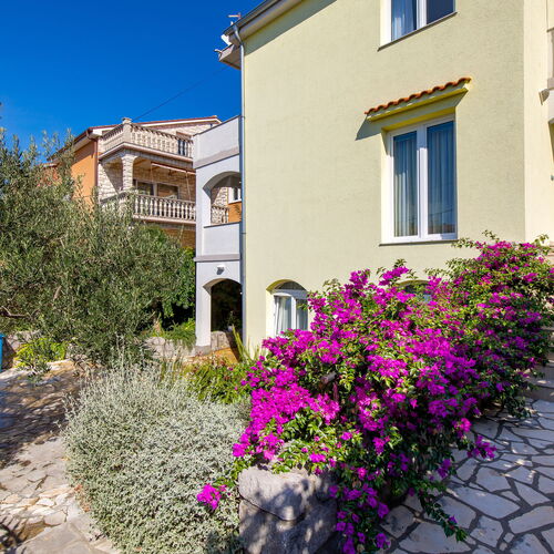 Apartments and Room Slavica Kraljevica  4