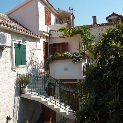 Apartment and Room Ivica Trogir  4