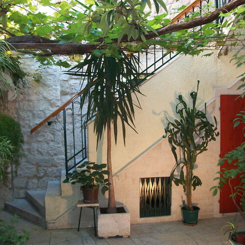 Apartment and Room Ivica Trogir  3