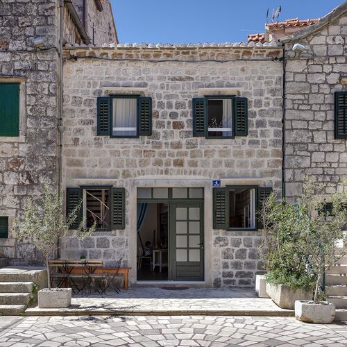House Heritage Stari Grad  4