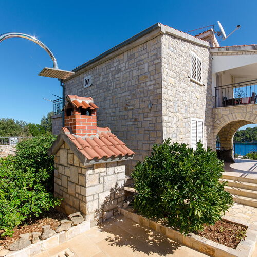 Apartment Jakov Rogac  4