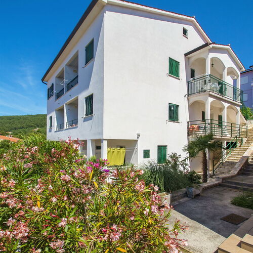 Apartments Iris Rabac  2