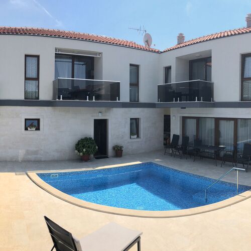 Apartments Villa LA Drvenik Veliki  3