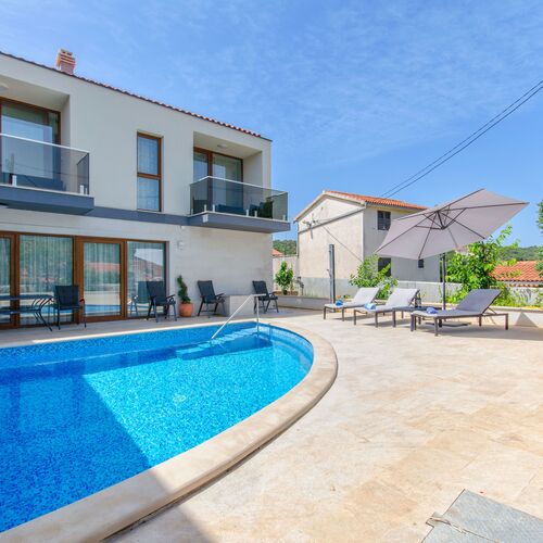Apartments Villa LA Drvenik Veliki  2