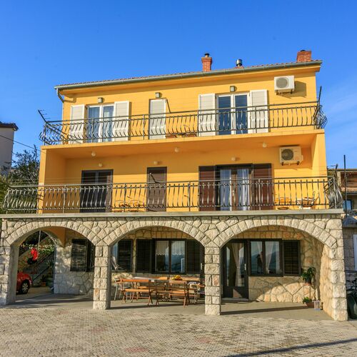 Apartments Novi Novi Vinodolski