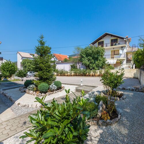 Apartments Ksenija Jadranovo  3