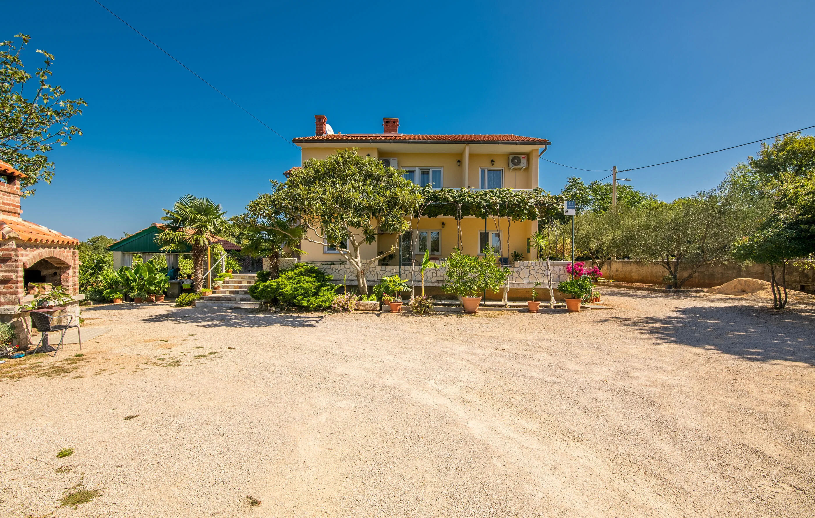 Rooms Valentino Vrh