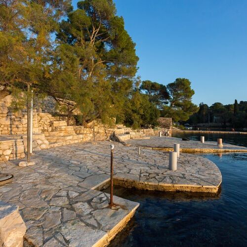 Apartments Petra Necujam