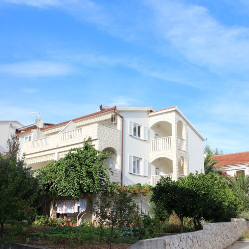 Apartments Tily Okrug Gornji  2