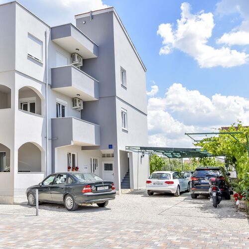 Apartments Juro Rogoznica  2