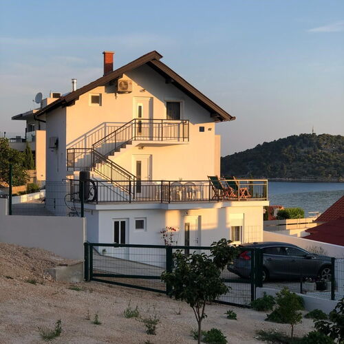 Apartments Ruza Razanj  2