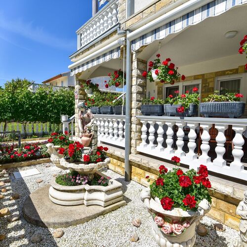 Apartments Rote Rosen Sabunike  4