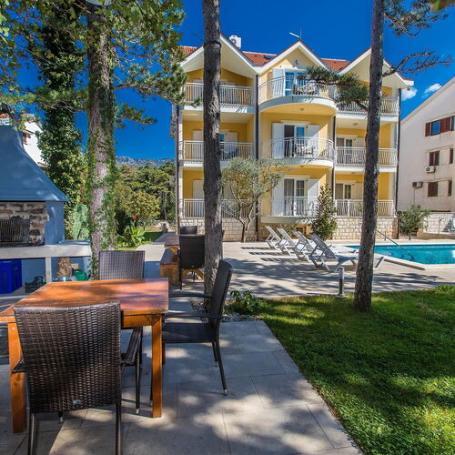 Apartments Villa Anne Jadranovo  4