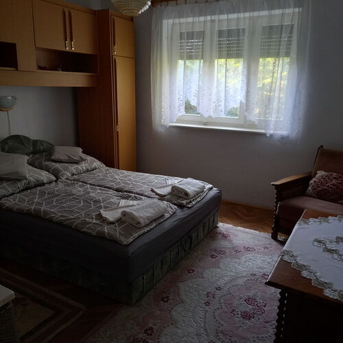 Vivien Apartman Balatonfenyves  4