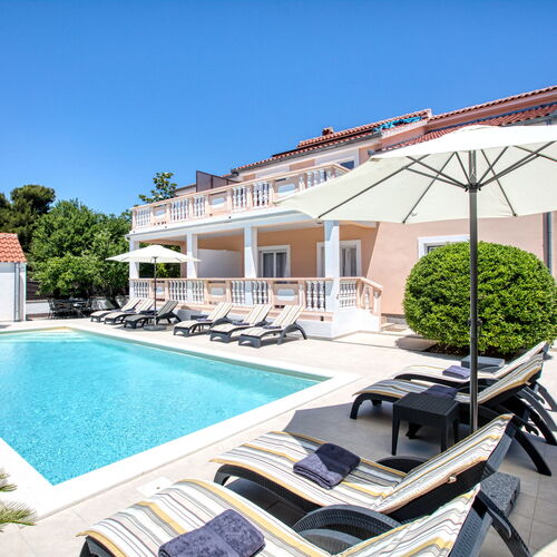 Apartmanok Családok Részére Medencével Biograd Na Moru, Biograd - 19356 Biograd Na Moru  2