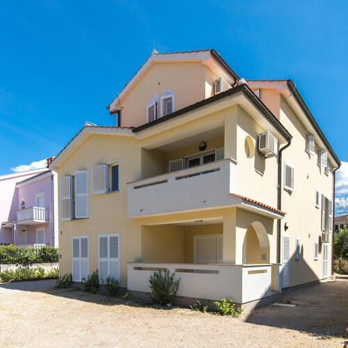 Apartmanok Parkolóhellyel Malinska, Krk - 19371 Malinska  4