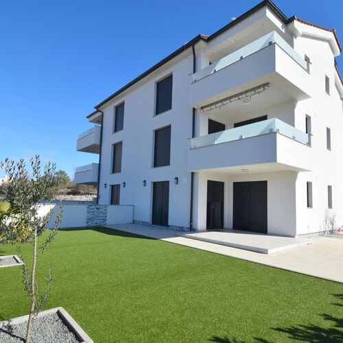 Apartmanok Parkolóhellyel Malinska, Krk - 19374 Malinska