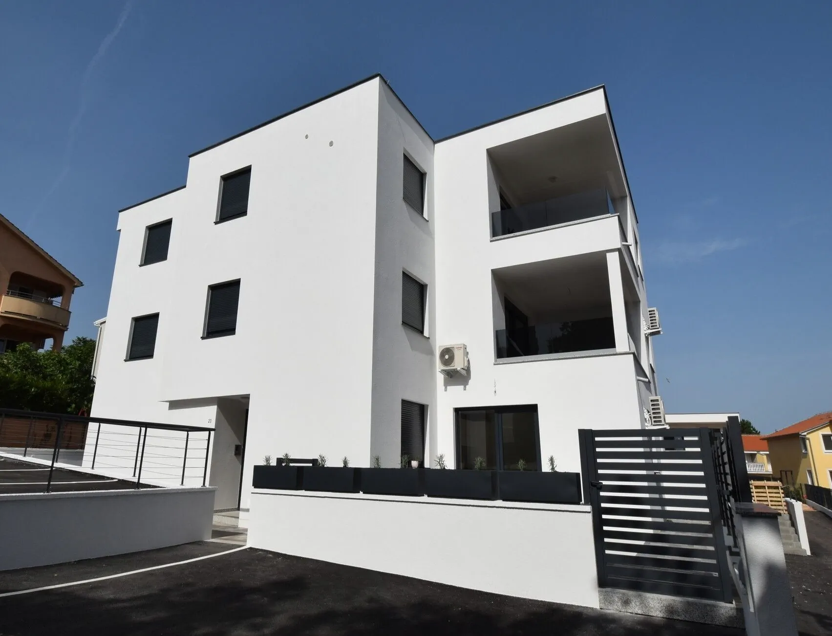 Apartmanok Parkolóhellyel Vantacici, Krk - 19387 Vantačići