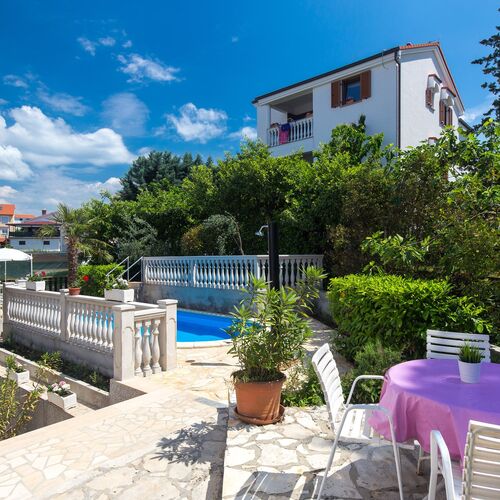 Apartmanok Családok Részére Medencével Malinska, Krk - 19408 Malinska  3