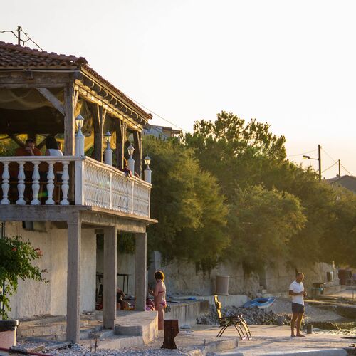 Apartments More Arbanija