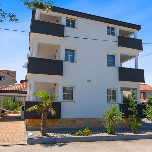 Apartments Jacqueline Pakostane  2