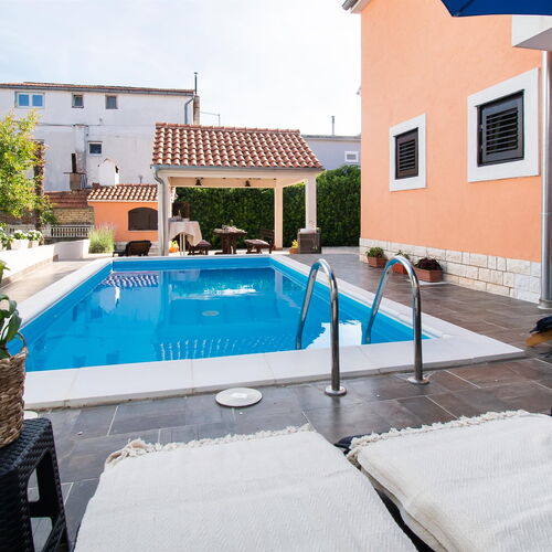 Apartments and Room Agiss with pool Vodice  2