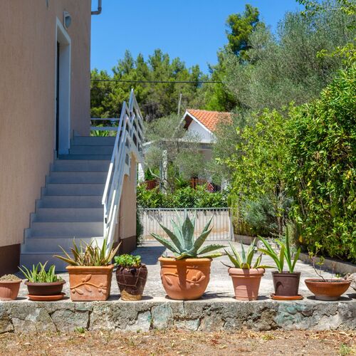 Apartments Namoru Gradina Vela Luka  4