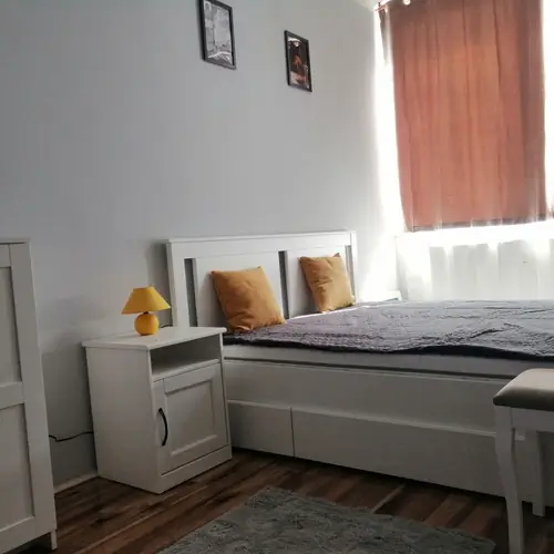 H&aacute;l&oacute;szoba