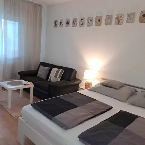 Héthajnal Apartman Debrece