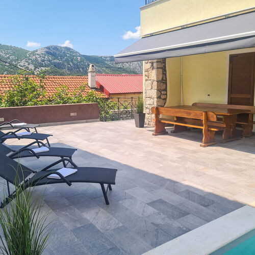 House Nature Tribalj  2