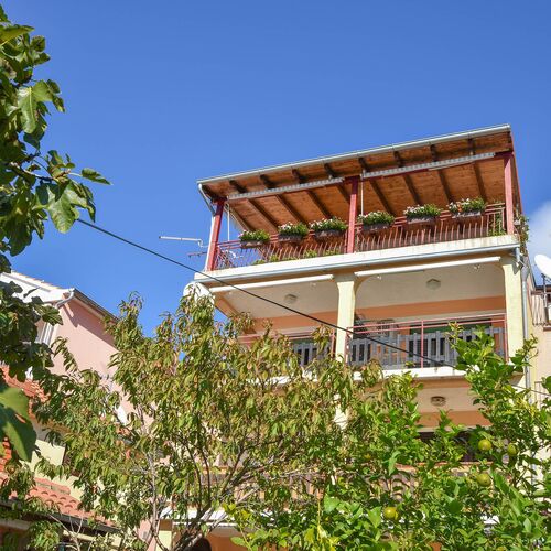 Apartments Rouge Sv. Filip i Jakov