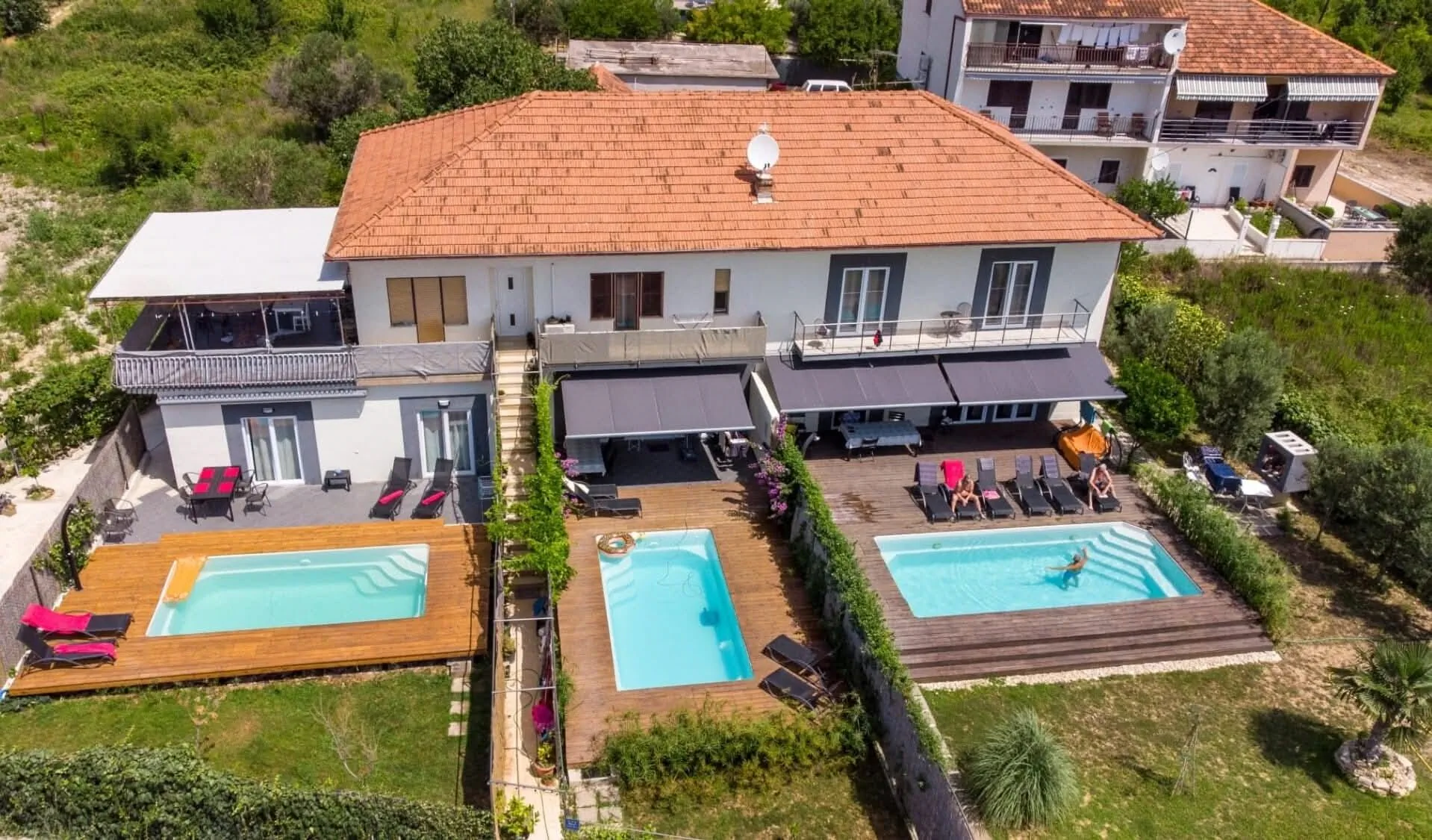 Apartments Annela Seget Donji