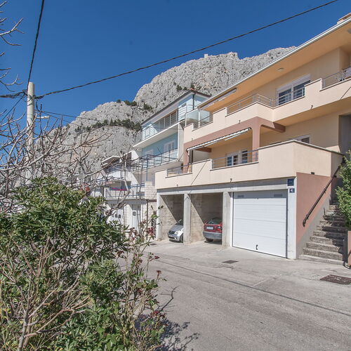 Apartment Sladana Omis  4