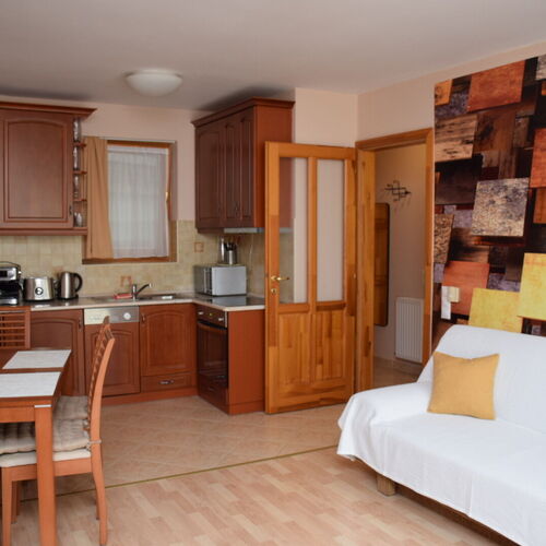 Napfényes Apartman Balatonlelle  4