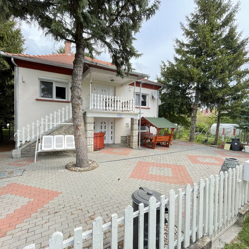 Hunyadi Nyaraló Balatonkeresztúr  4